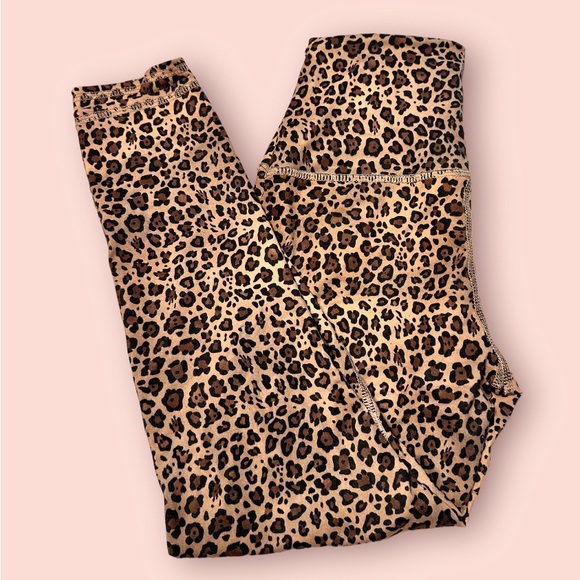 Women’s Leopard Print Leggings Size Small - Picture 7 of 9